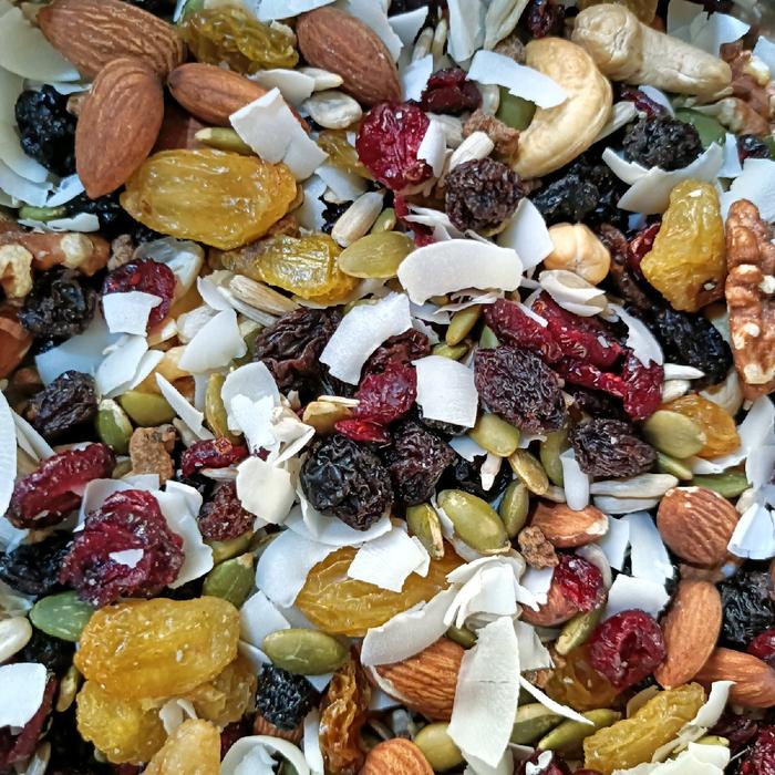 

SALE !!! ROASTED TRAIL MIX GENKI PLANT 11 MIX (CRANBERRY, RAISIN, GOLDEN RAISIN, BLUEBERRY, ROASTED