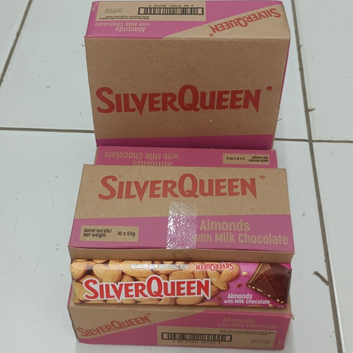 

SALE !!! SILVERQUEEN MILK CHOCOLATE ALMOND10 X 55 G - 1 BOX READYY