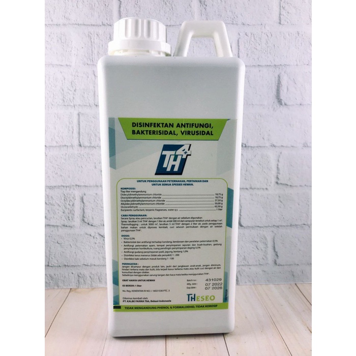 TH4 KALBE 1 LITER / PEMBERSIH KANDANG KUCING - ANJING/ PEMBERSIH LANTA