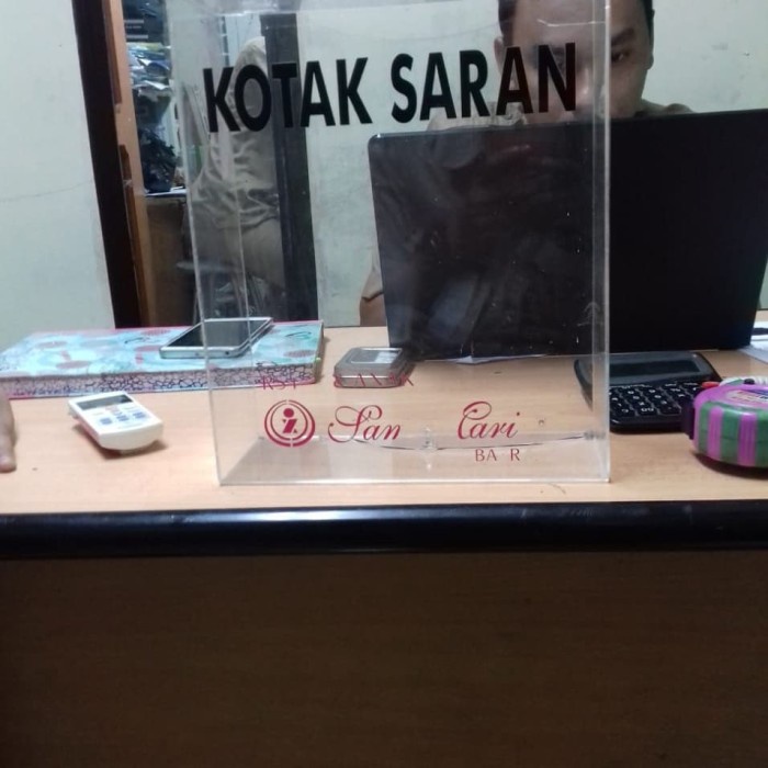 

BARANG TERLARIS Akrilik kotak saran custom