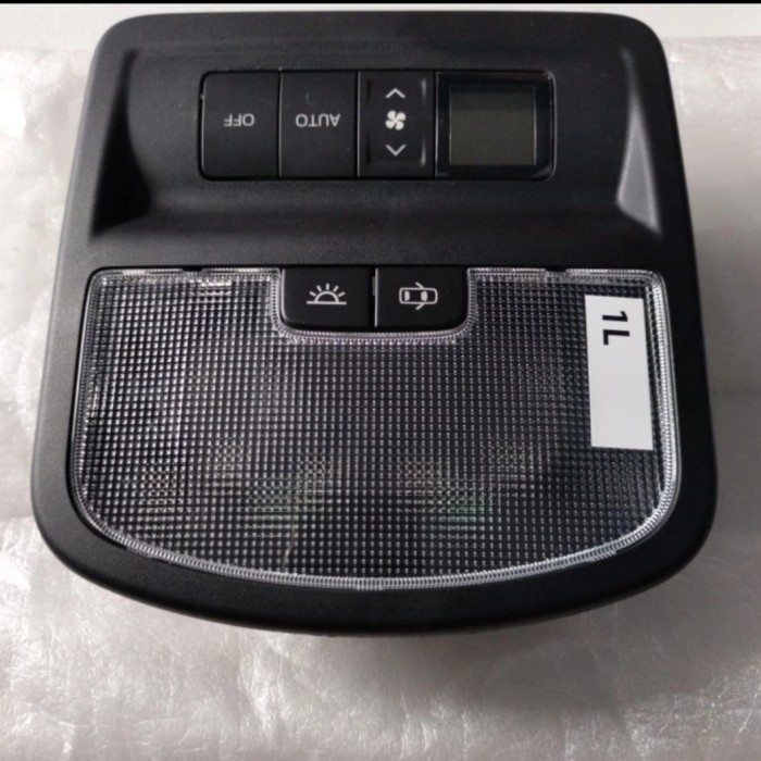 Lampu Plafon Tengah Fortuner Vrz Trd Original