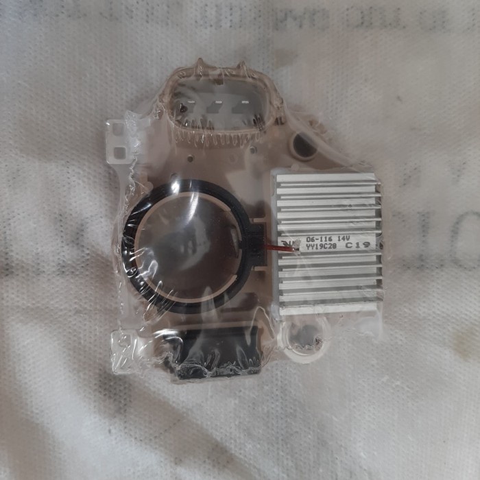 IC regulator alternator / IC dinamo ampere suzuki sx4 / x-over