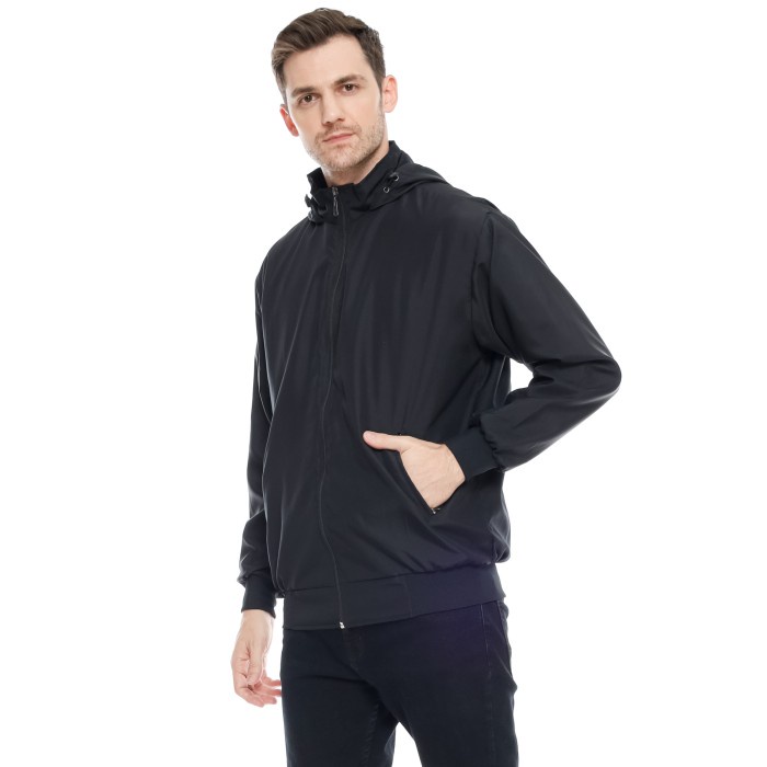 JAKET PARASUT PRIA POLOS HITAM