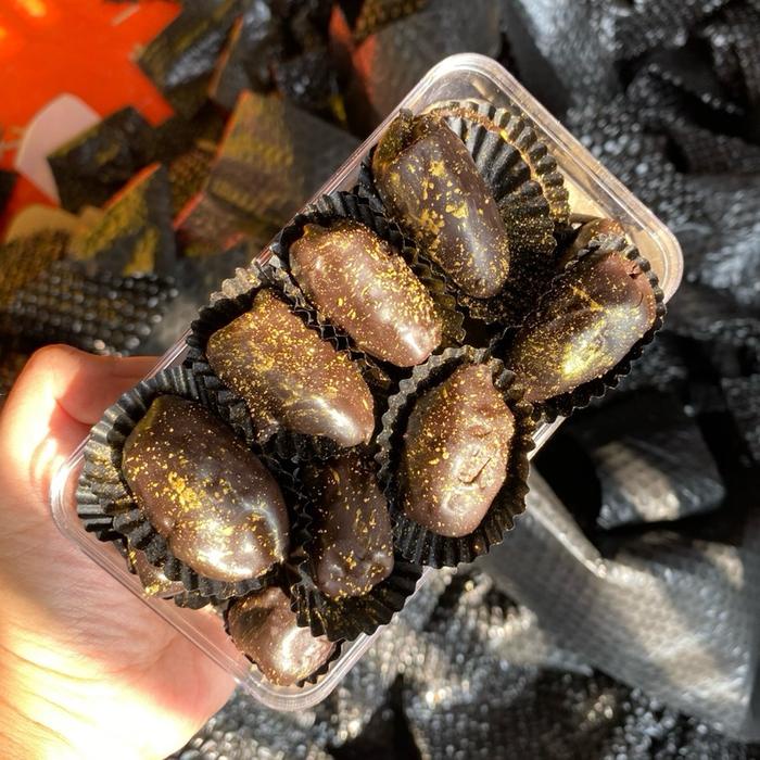 

Coklat dubai [kurma isi kunafa asli] 16pcs