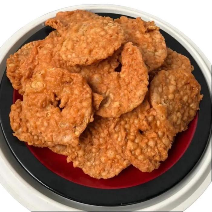 

1 KG KERIPIK TEMPE MANGLAYANG RASA PEDAS MANIS Camilan Food