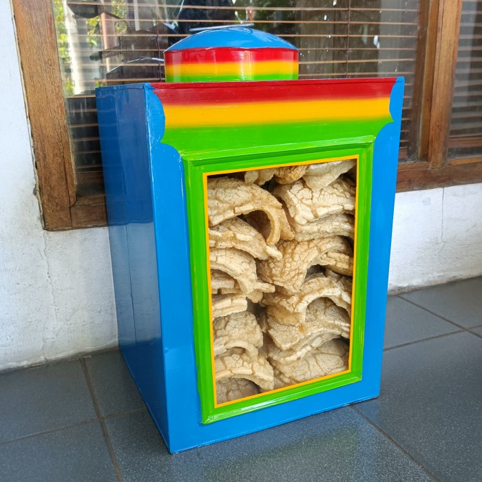 

Kerupuk Kaleng Besar isi 60pcs (bisa campur kerupuk putih) 1 kaleng