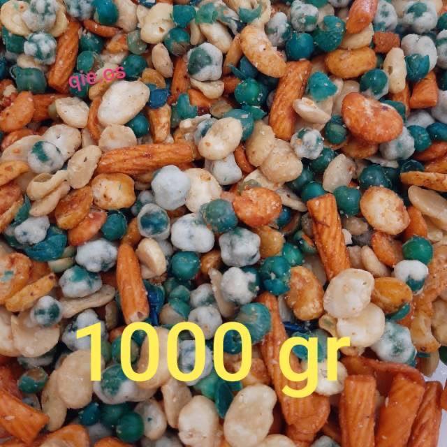 

Kacang campur koro mix 1 kg
