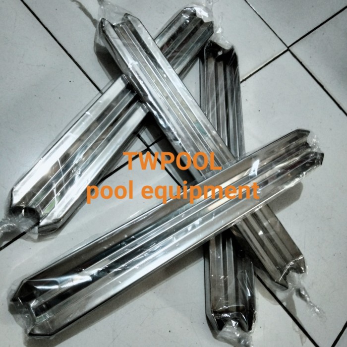 Pijakan kaki tangga kolam renang 1 set
