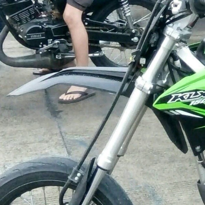 ready stok spakbor ktm 85 2017 supermoto untuk klx dtracker dan lain lain original