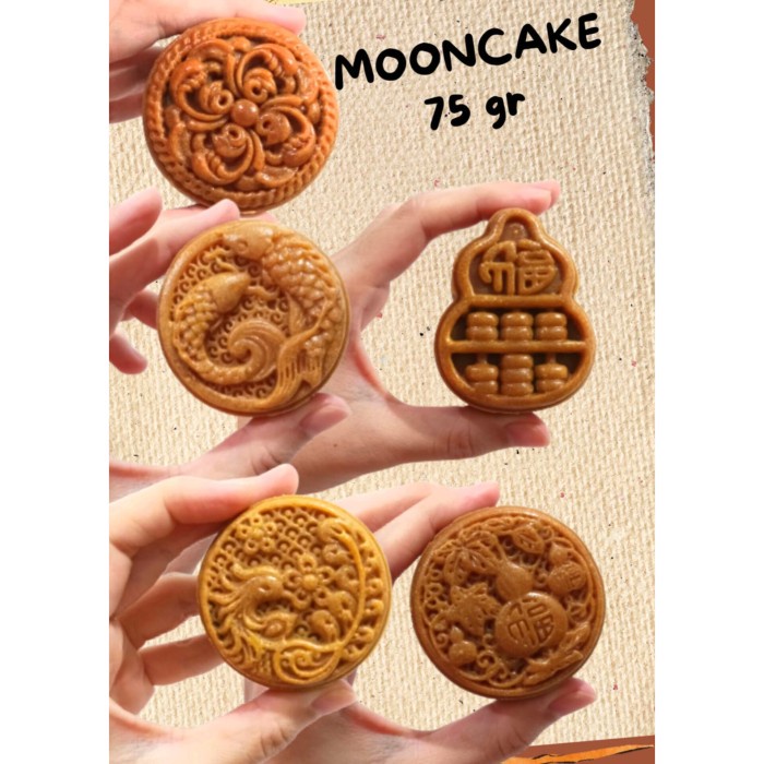 

READY MOONCAKE HALAL SPECIAL PER PCS MOON CAKE VEGETARIAN TELOR POLOS