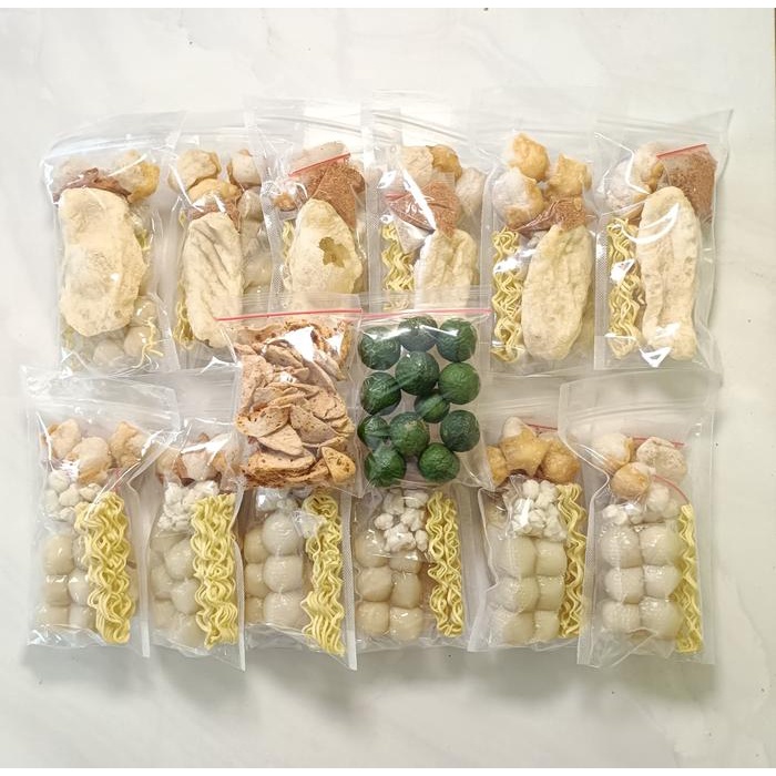 

12 Bungkus Baso Aci Bonus Basreng Pedas Queensnek99 Asin Mie Food Seblak