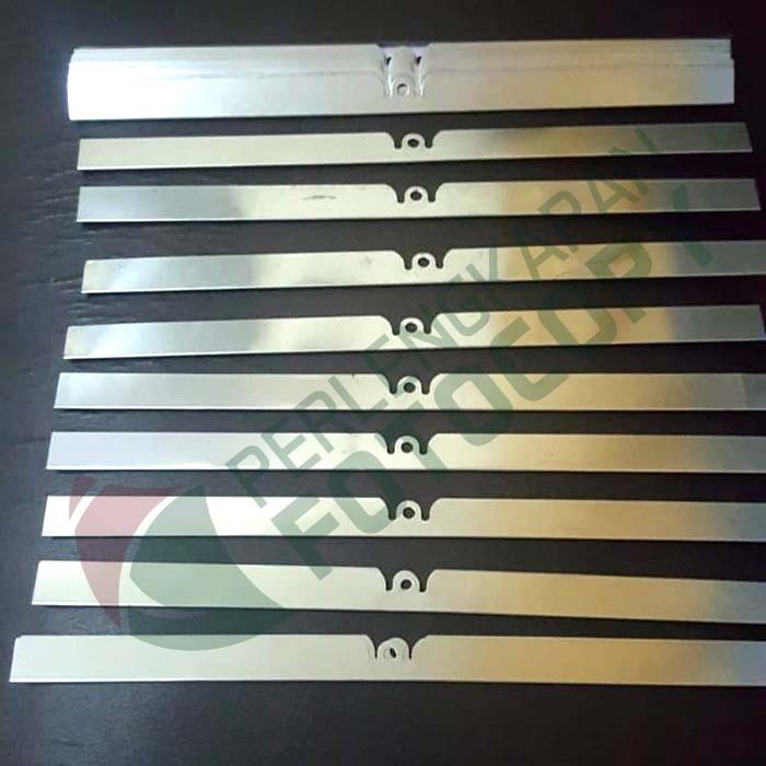 

ATKJaya- Klem Kalender / plat seng kalender ukuran 32cm 100pcs