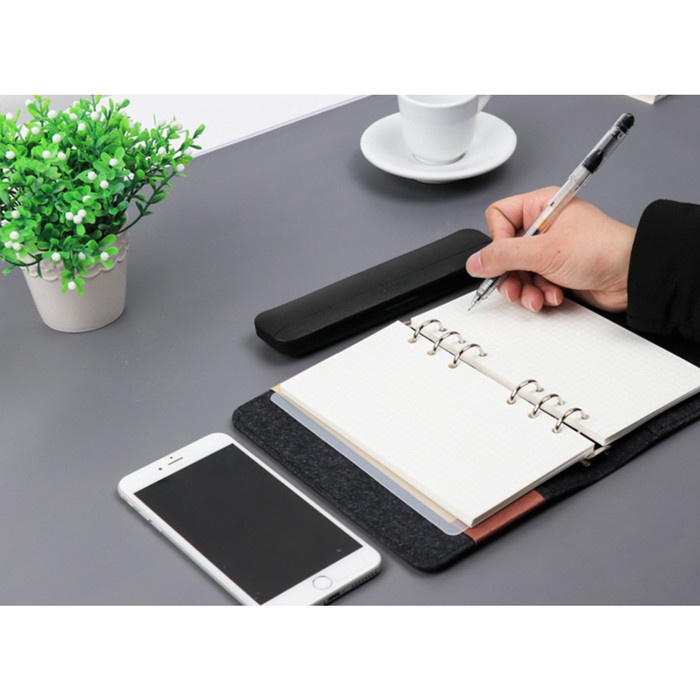 

ATKJaya- Isi Ulang Binder / Loose Leaf ukuran A4 4 Lubang