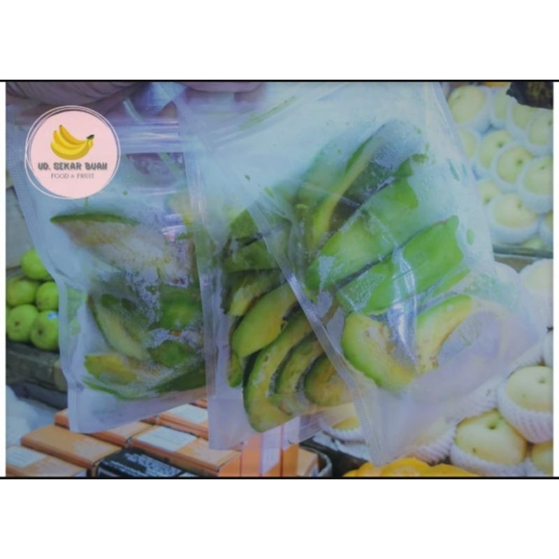 

ALPUKAT MENTEGA 950gr-1kg