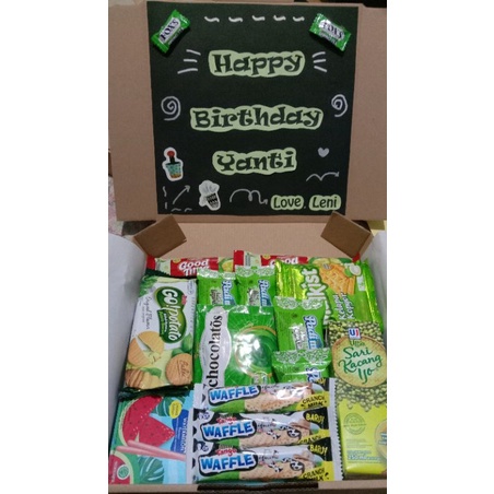 

HJ SNACKBOX / Kado UlangTahun/ Kado Wisuda / Kado Unniversarry / Paket Hijau