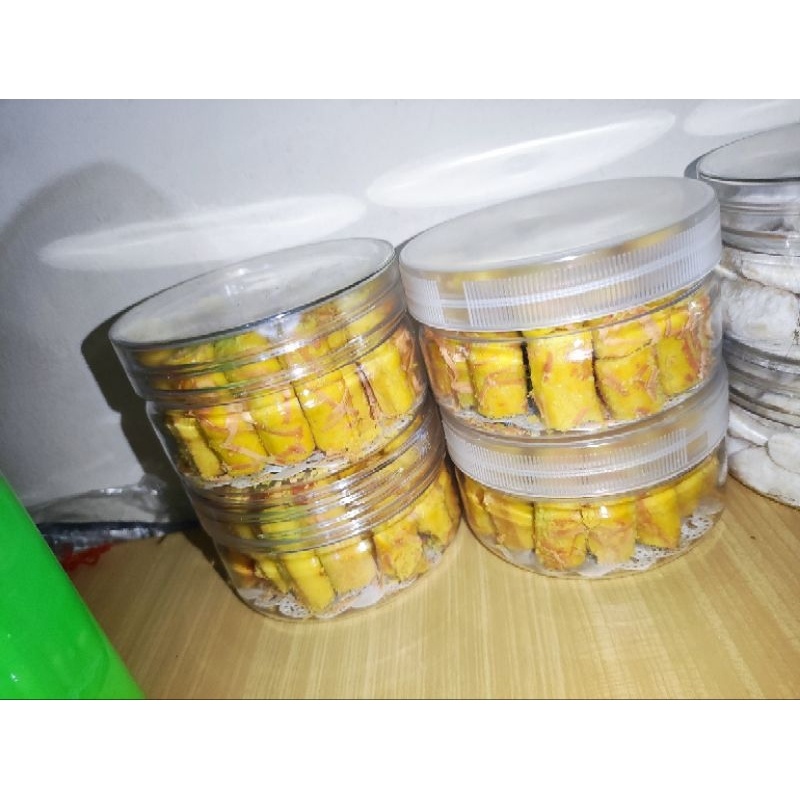 

HJ Aneka kue kering seleraku /kue nastar/ kue sumprit/kue kering lainnya