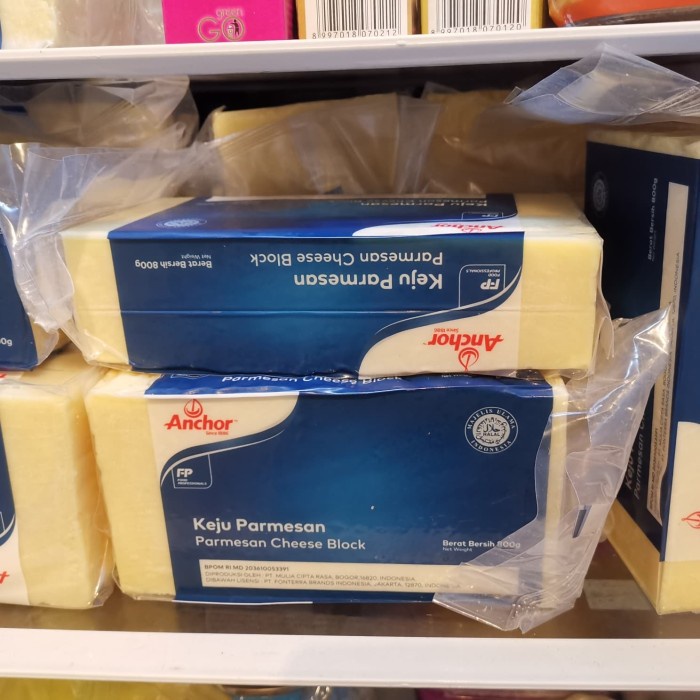 

Keju Parmesan Anchor 800grm