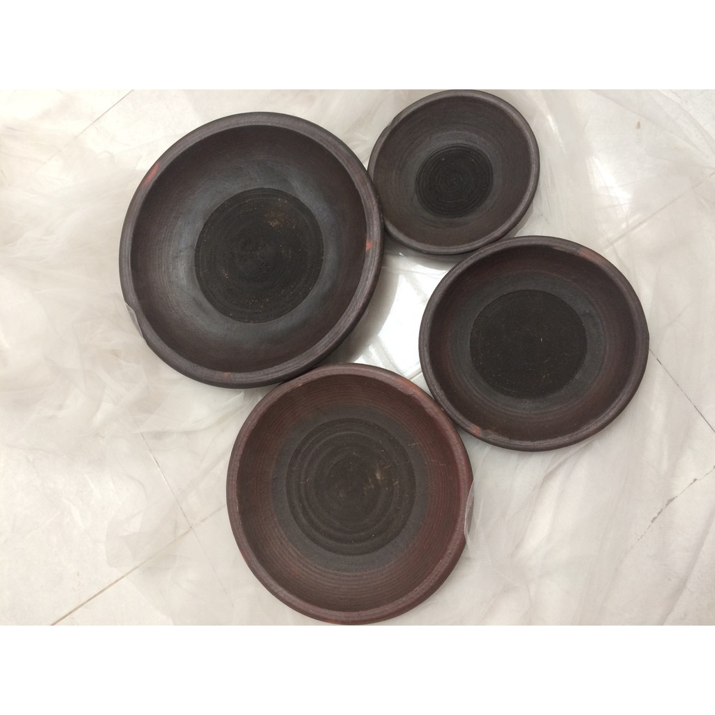 Premium Cobek Tanah Liat Hitam Alusan (Ukuran M Diameter 18,5- 20 Cm)