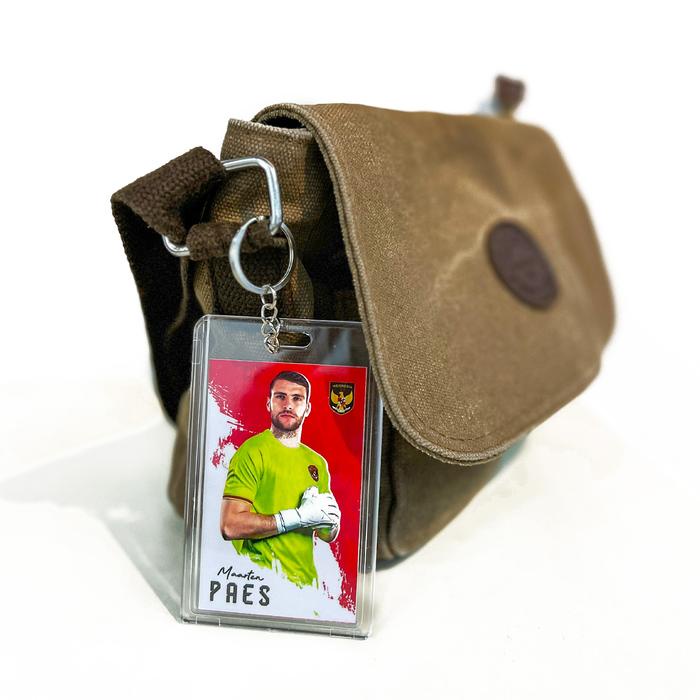 

HJK Cocol Store - PhotoCard Timnas Indonesia + Holder Acrylic (Bonus Ganci Dan Stiker Sablon)