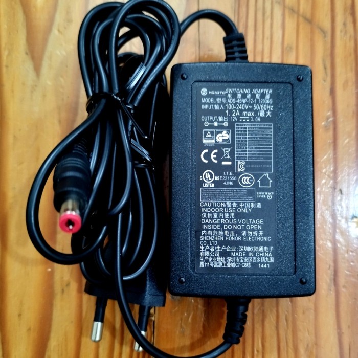 (Good) switching adaptor HOIOTO 12v~3A Original
