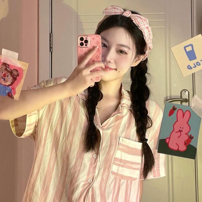 NeW Dea Sleepwear Baju Tidur Wanita Dewasa Lengan Pendek Celana Pendek Motif Garis Piyama Import