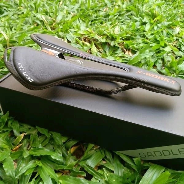 SPECIALIZED TOUPE - Ultralight Carbon MTB Road Bike Saddle - Sadel