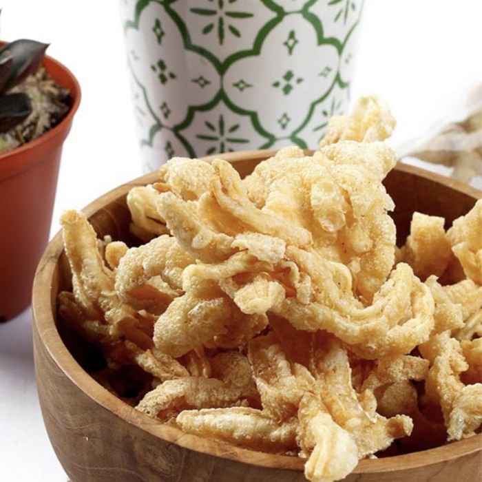 

Keripik Ceker Ayam Renyah & Gurih / Keripik Kaki Ayam 100 Gram
