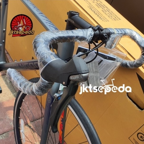 Terbagus Sepeda Balap Roadbike Polygon Strattos S4