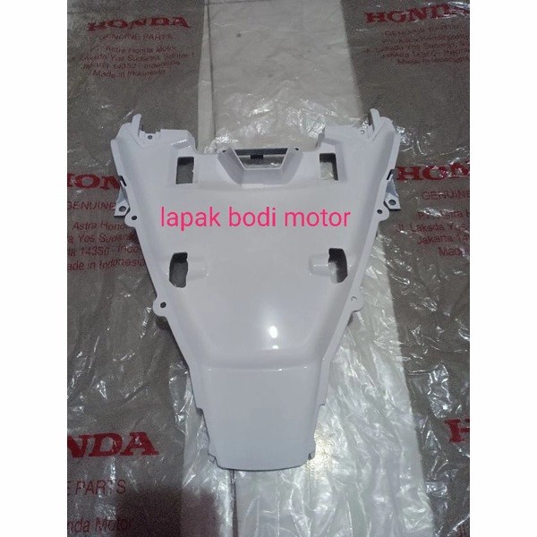 cover bodi body tameng dasi depan honda adv 150 putih