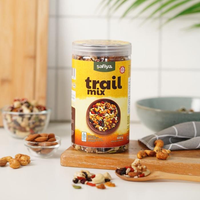 

Safiya Trail Mix Original 500 Gram Dried Fruit Seed Nut Roasted Snack Sehat