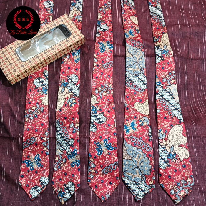 PREMIUM Dasi batik bahan sutra gift souvernir cowok