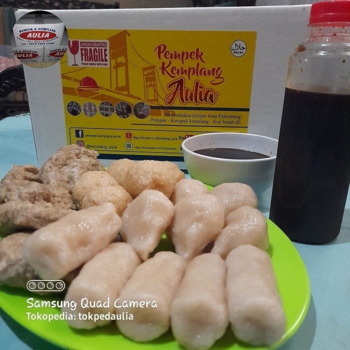 

pempek ikan tenggiri 1 kg 50 pcs - pempek aulia palembang