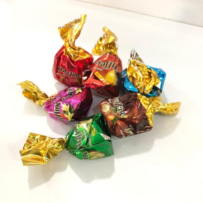 

terbaru !!! coklat traffline assortment 1kg cream filled compound chocolate with rice crispy -