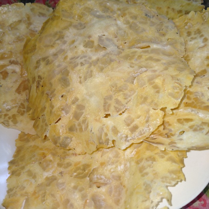 

kerupuk jengkol mentah