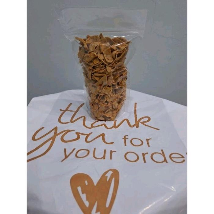 

Basreng daun jeruk pedas queennasnack kemasan 250grm