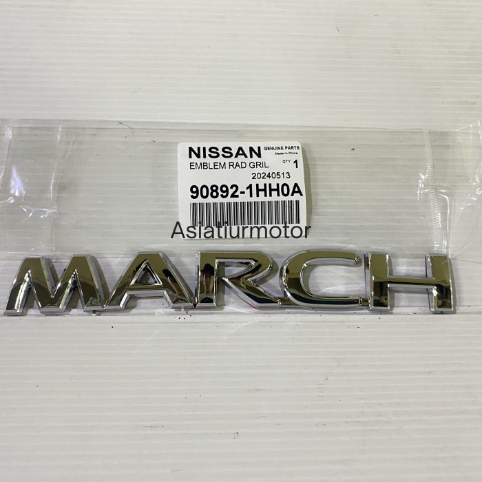 Emblem Logo Pintu Bagasi Belakang Nissan March