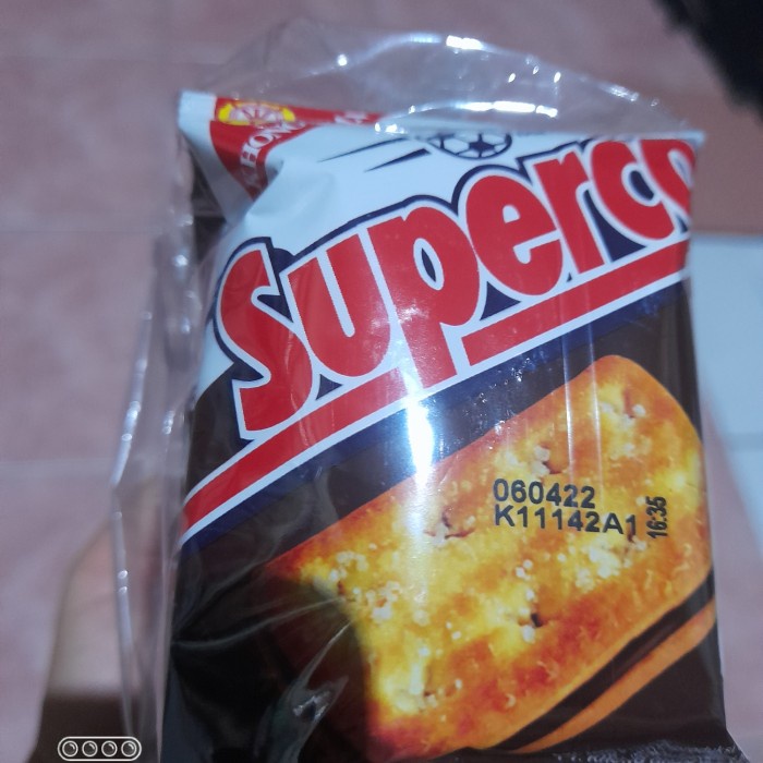 

JTTOP" KHONG GUAN SUPERCO RENCENG ISI 10 PCS