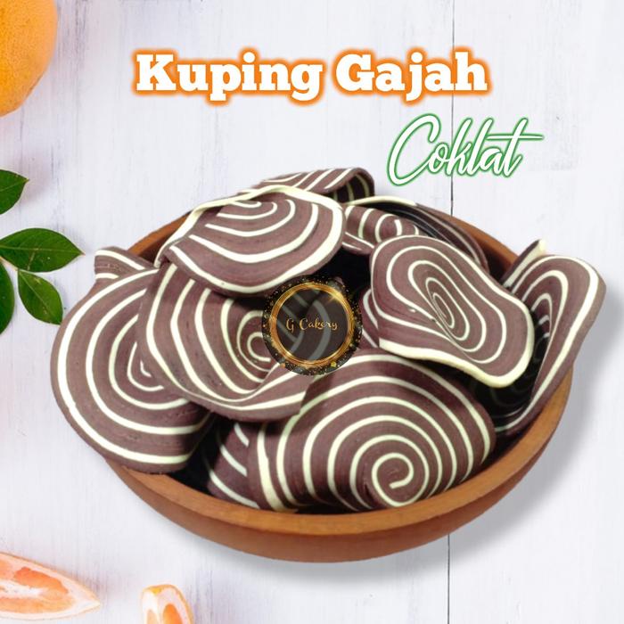 

JTTOP" DRIED SNACKS KERIPIK KUPING GAJAH LEBAR 2 VARIAN COKLAT DAN VANILA 250GRAM SNACK CAMILAN