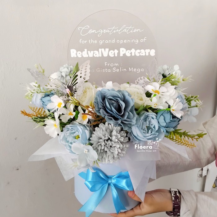 

TERLENGKAP Bloom Box size L akrilik karangan bunga custom tulisan bunga palsu premium