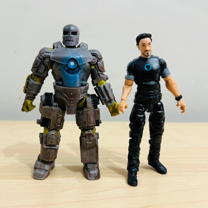 mainan action figure ironman mark 1, 2, 6, 3, 42, tony stark tinggi 3.75 inch full artikulasi detail