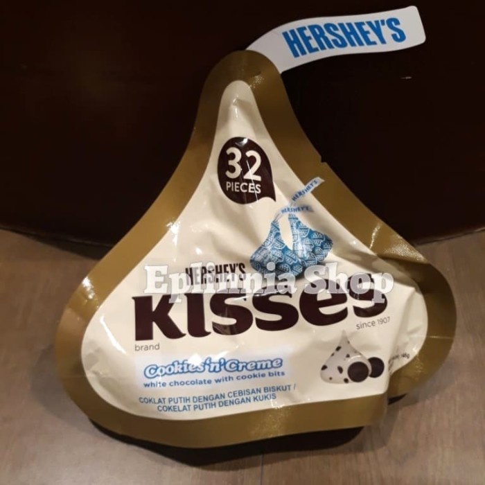 

BARANG TERLARIS Hershey Hersheys Hershey's Kisses Cookies & Cream 146 gr