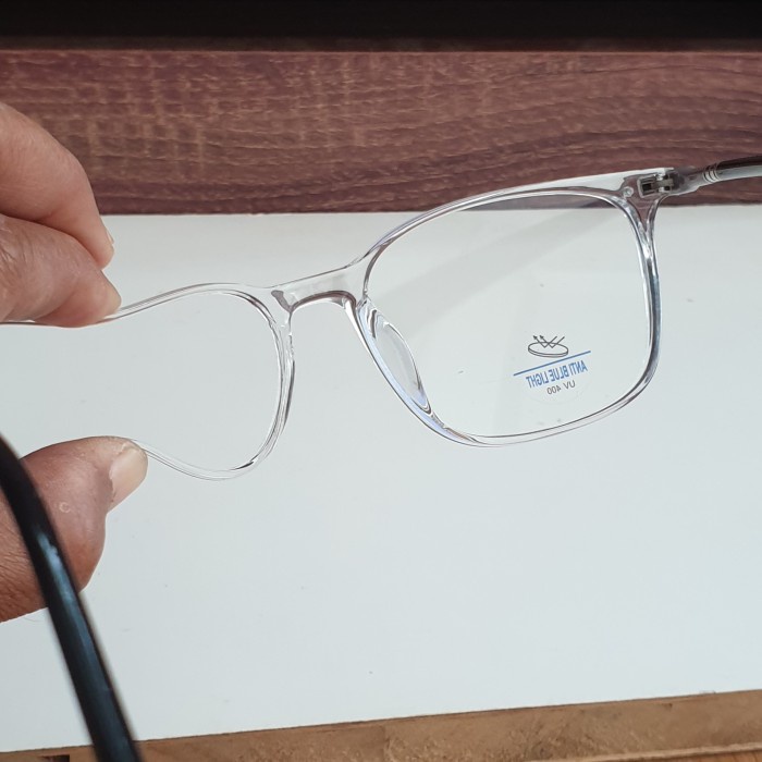 Kacamata Baca Wanita Lensa Plus Progresif Jauh Dekat Terbaru