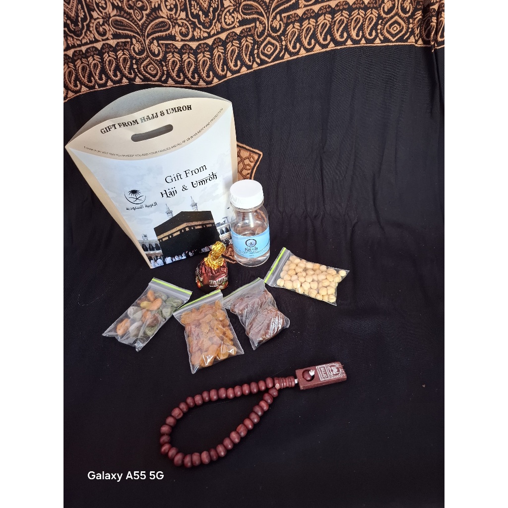 

FLASH SALE PAKET OLEH OLEH HAJI DAN UMROH PAKET DUS TENG-TENG/PAKET DUS TALI PAKET COKLAT TASBIH 33