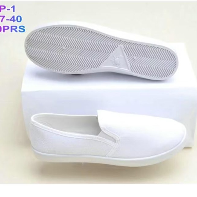 BEST SELLER SEPATU WANITA PUTIH POLOS DAN HITAM POLOS TANPA TALI / SEPATU HAJI BAHAN KANVAS