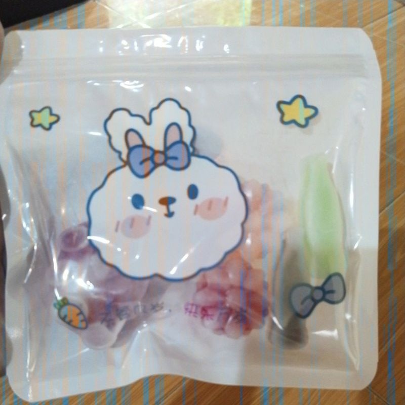 

A Qila Candy Waxbottle Paket Ekonomis