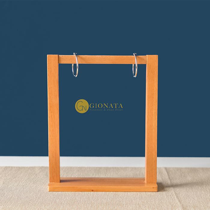 

pintar- Wooden Hanging Promo Stand / Gantungan Menu Kayu Restoran