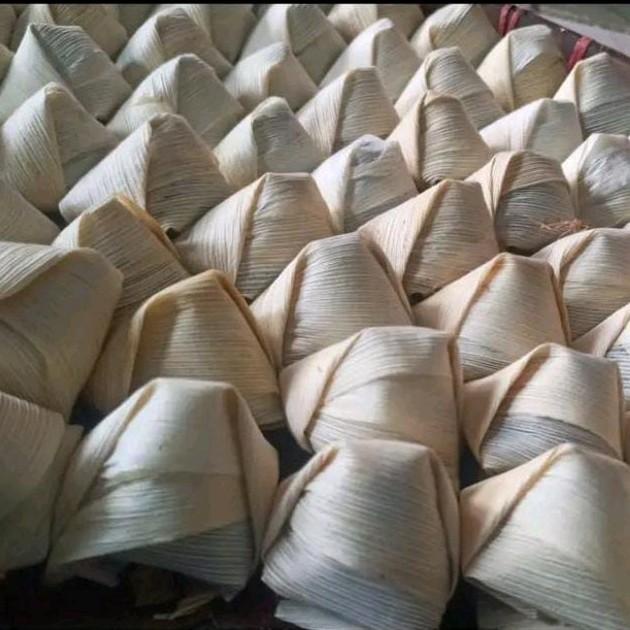 

Lezat- Wajik/Wajit Ketan Asli Khas Cililin Pak 500gr