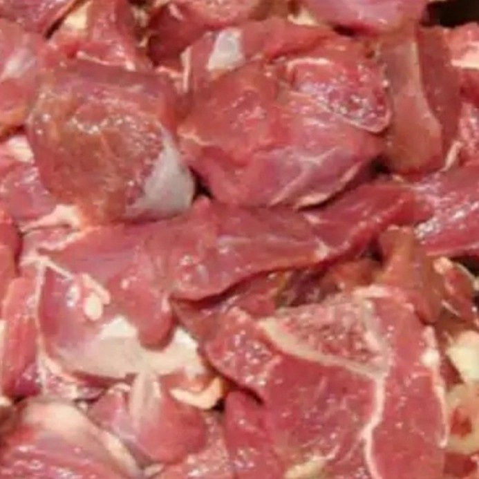 

Lezat- Daging kambing lokal fresh segar