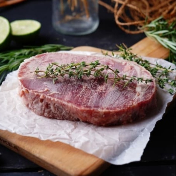 

Lezat- Ribeye Rib eye steak wagyu beef blue label 1kg 5 slice/pax