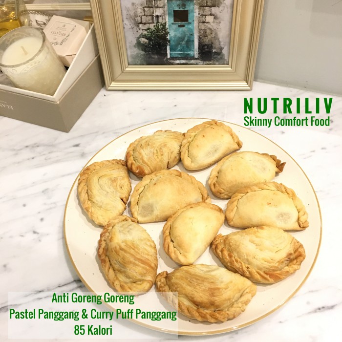 

Hot Sale Mix Flavours - Nutriliv Skinny Baked Pastel Curry Puff 10 Pcs (5 Each) Original